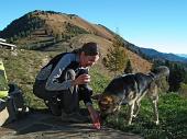 Salita da Rovetta a Cima Paré (1642 m.) il 21 ottobre 2010 - Piero ed Erica - FOTOGALLERY